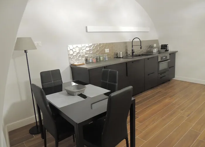 Le Piccole Lune Di Monti Apartment *
